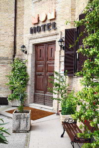 Hotel Mom Assisi Santa Maria Degli Angeli  Eksteriør billede